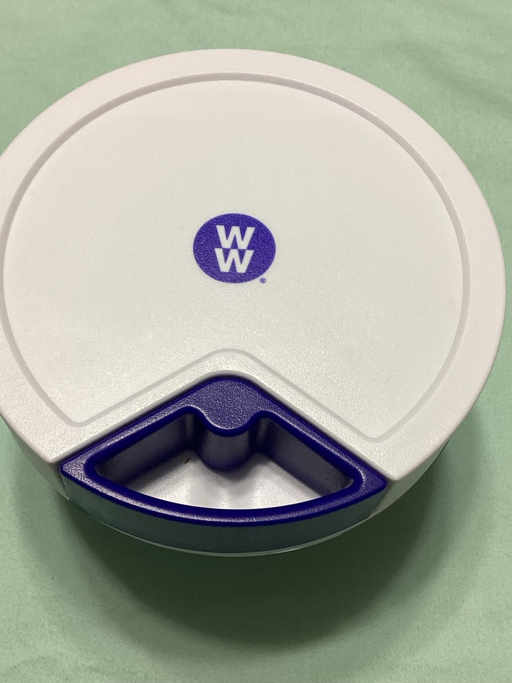 Weight Watchers 2 Qt Pull String Food Chopper Processor